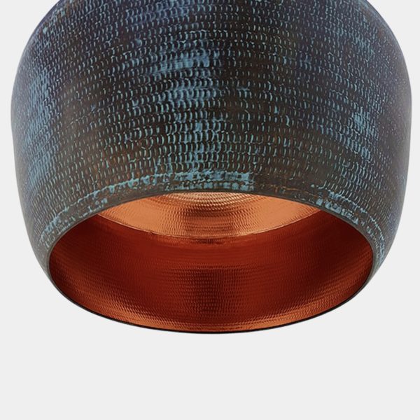 Lámpara de cobre hecha mano. Color turquesa lavado.